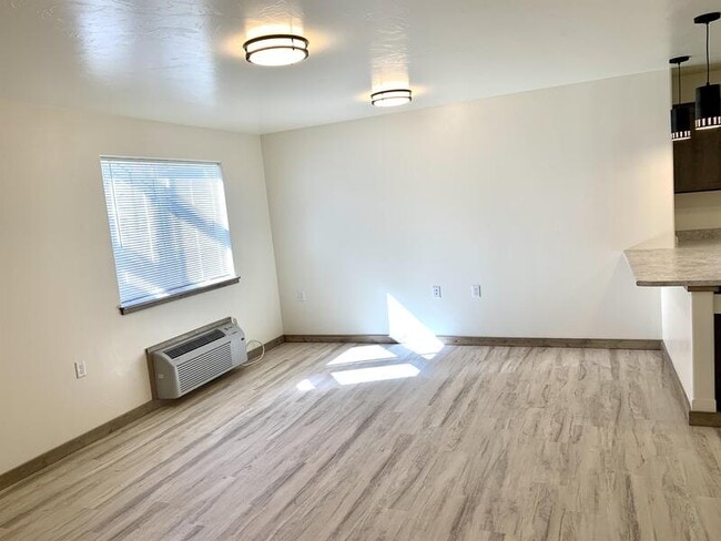 Photo - 2201 11th Ave