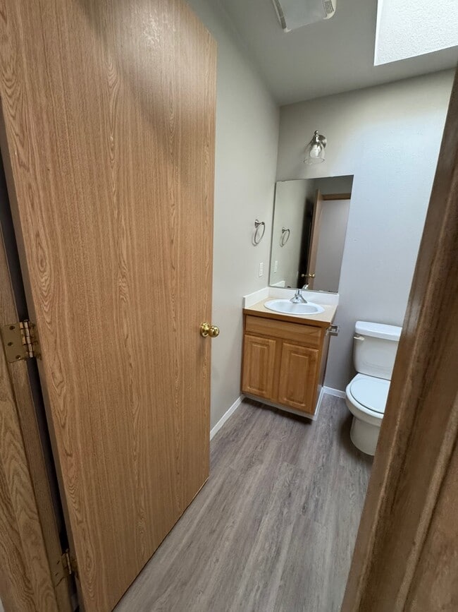 Photo - 207 Kansas St SW