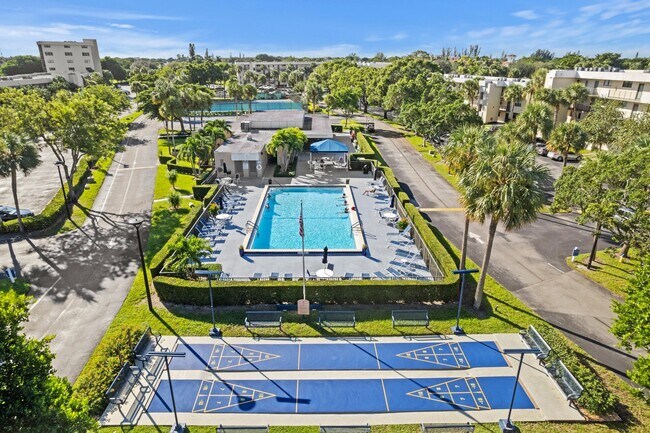 Photo - 2450 Deer Creek Country Club Blvd Unit 103-B