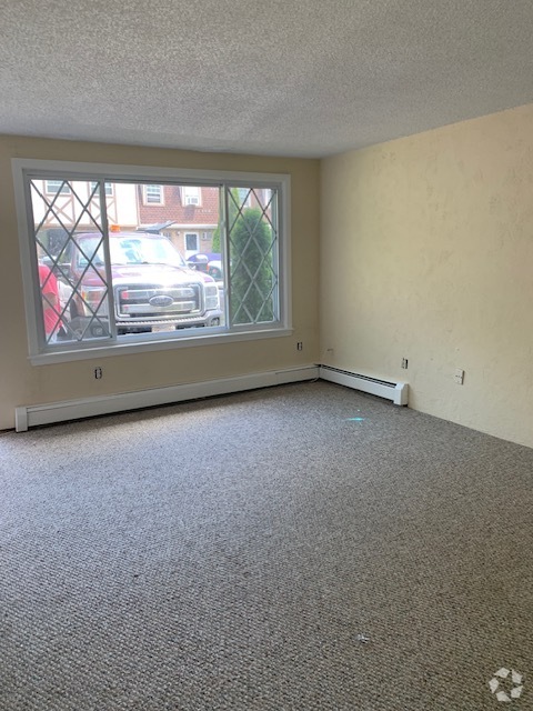 Building Photo - 945 Riverside Dr Unit 7D Rental