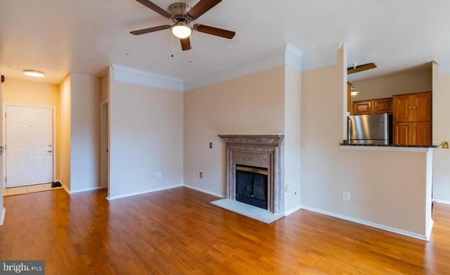 Building Photo - 1600 Spring Gate Dr. Unit 2207