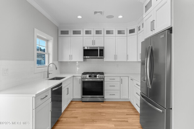 Photo - 51 Miller St