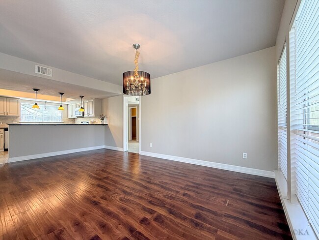 3543 Duncaster Dr