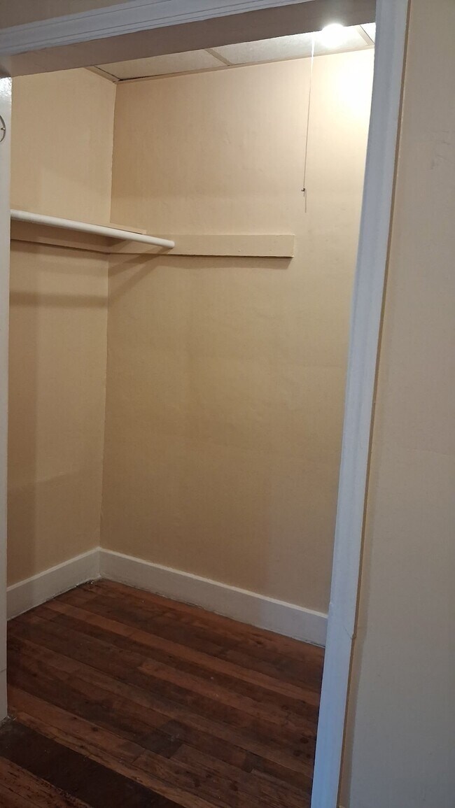 Photo - 1602 Howard Ave Unit Apt.2