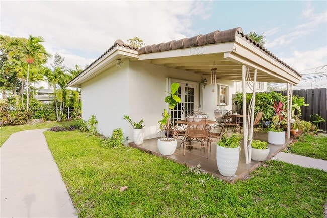 Photo - 1300 NE 204th St