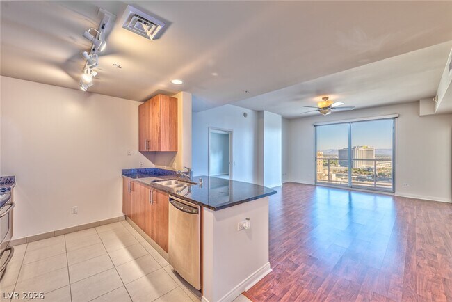Photo - 200 W Sahara Ave Unit 2507