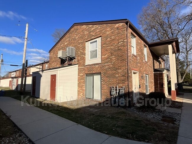 Photo - 1813 Jamestown Rd