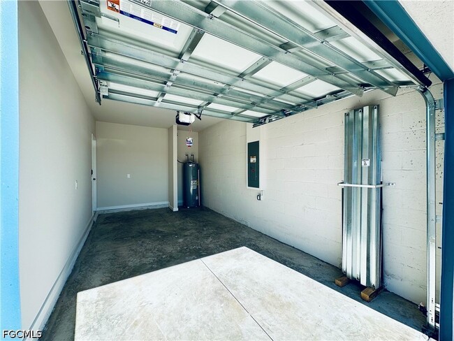 Building Photo - 8471 Everly Preserve Dr