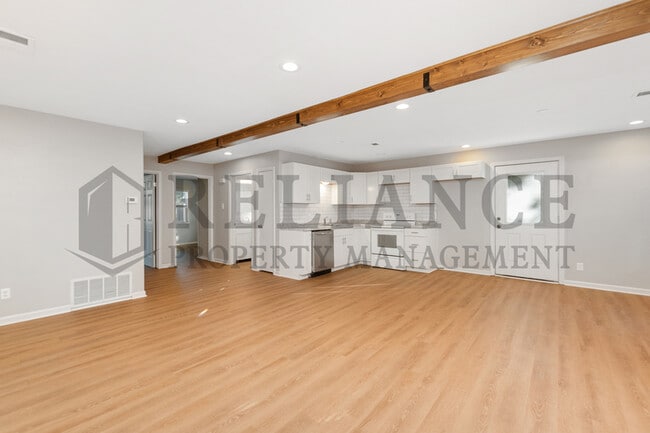 Photo - 300 W Breese Ave