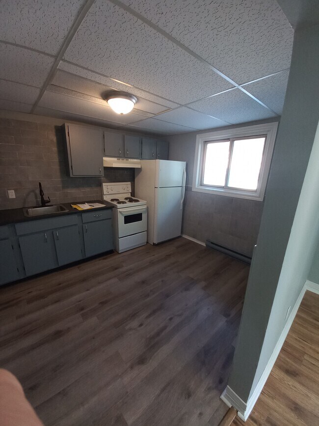 Photo - Garrison Manor Apartments