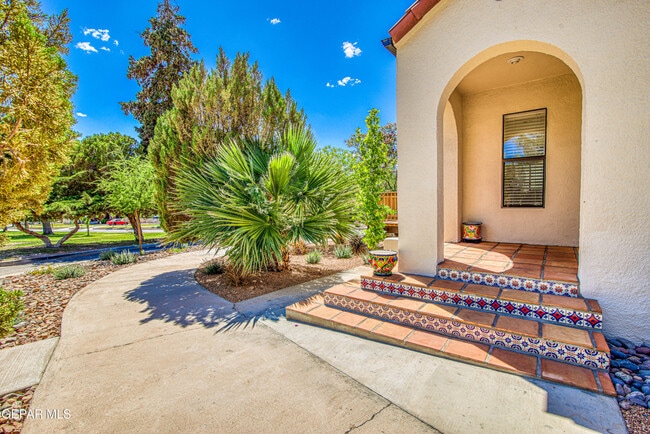 Photo - 1011 Madeline Dr