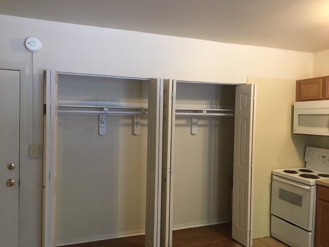 Photo - 15 E Read St Unit 1A