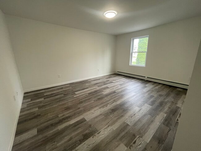 Photo - 23 Taylor St Unit 102