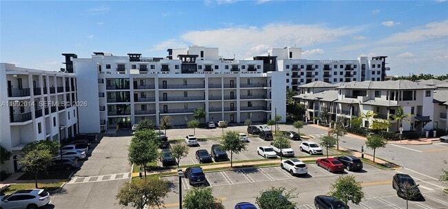 Building Photo - 8301 NW 41st St Unit B-409