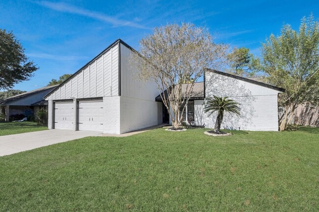 Photo - 22810 Deville Dr