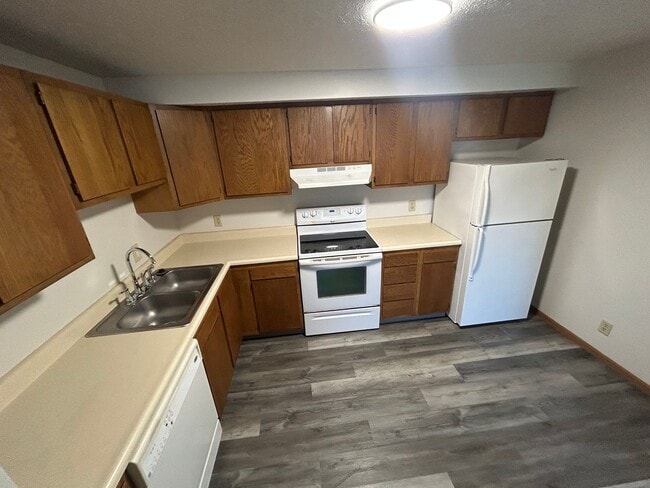 Photo - 2 bedroom, 1 bath apartment with large sha... Unidad 01