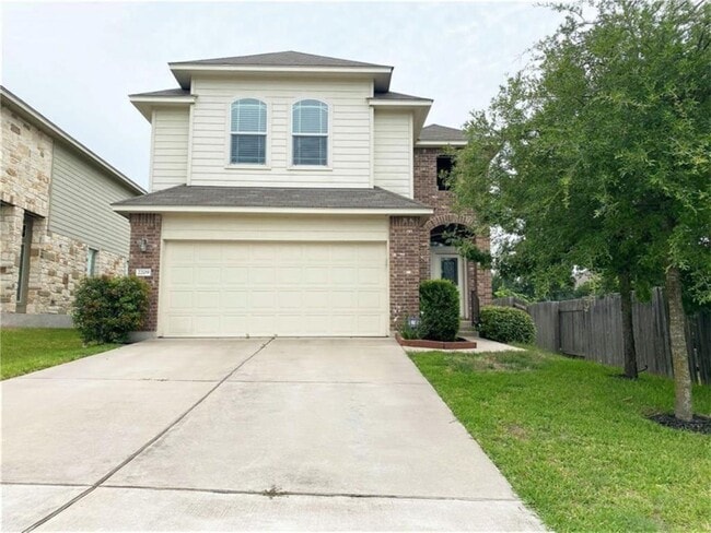 Building Photo - 2209 Nestlewood Dr