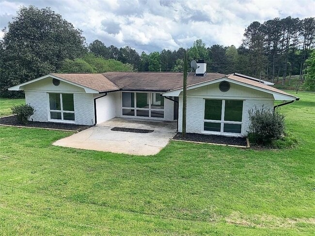 Photo - 2435 Miller Ferry Rd SW