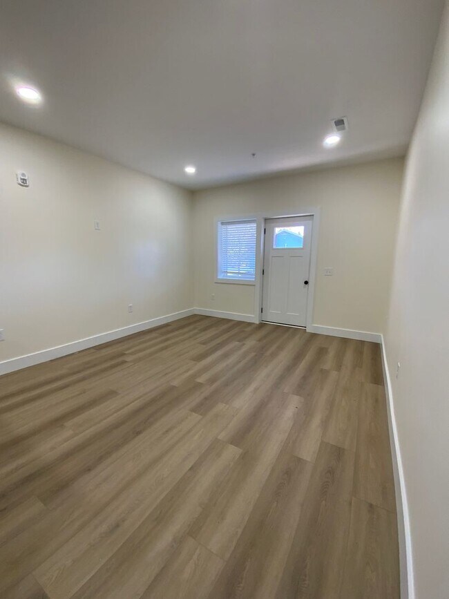 Photo - 800 Park Hill Dr Unidad 800 PARKHILL DR. APT. #101