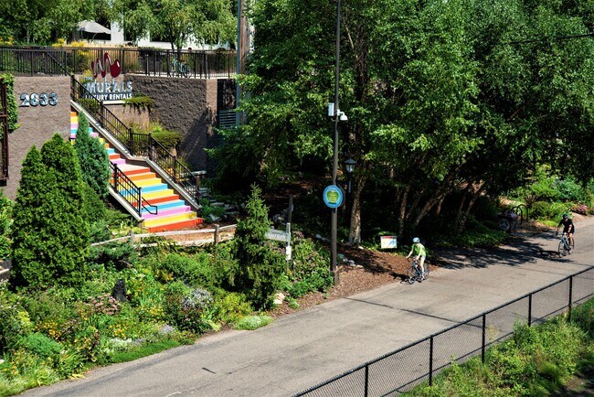 Photo - The Murals of LynLake