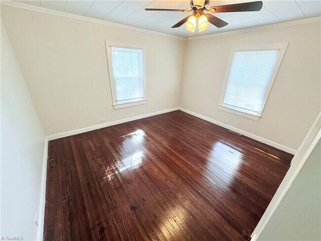 Photo - Updated 2 bedroom with beautiful Hardwood Floors!