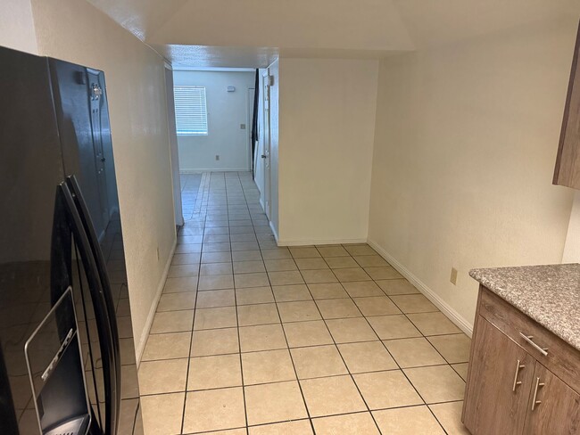 Photo - 3 Bedroom 1.5 Bathroom Townhouse