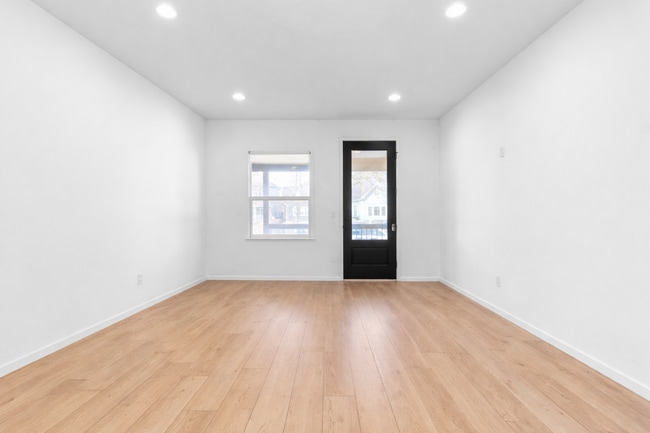 Building Photo - 1517 S Alabama St