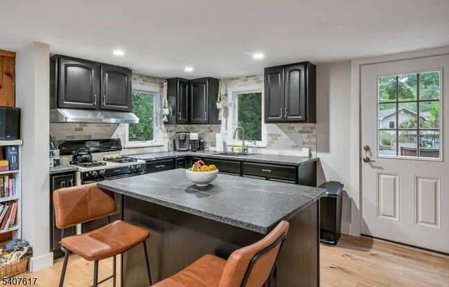 Photo - 41 Bellot Rd