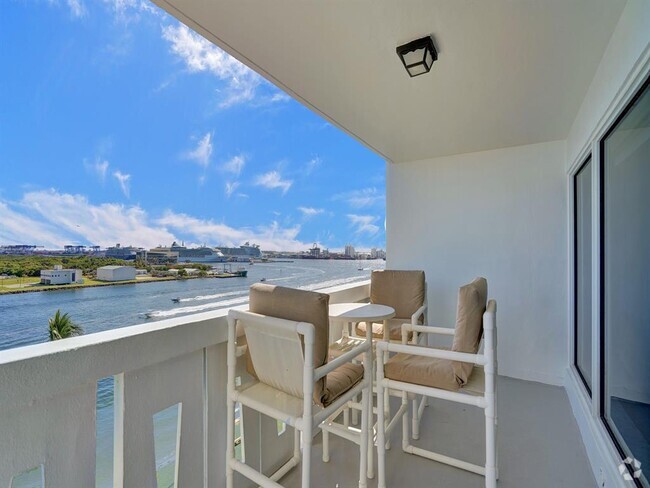Building Photo - 2100 S Ocean Dr Unit 9L Rental