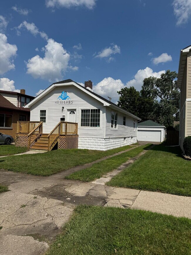 Photo - 7435 Jackson Ave