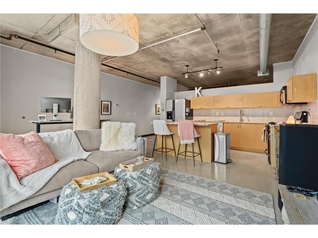 Photo - 730 N 4th St Apartment Unit 610
