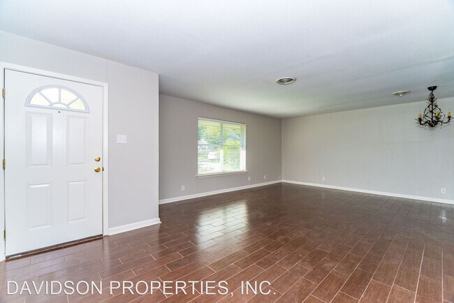 Photo - 2 br, 1 bath House - 447 Brees Blvd