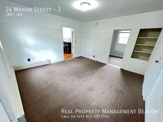 Building Photo - 24 Mason St Unit 3