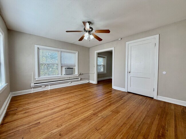 Photo - The Nelle Unidad 3734-105