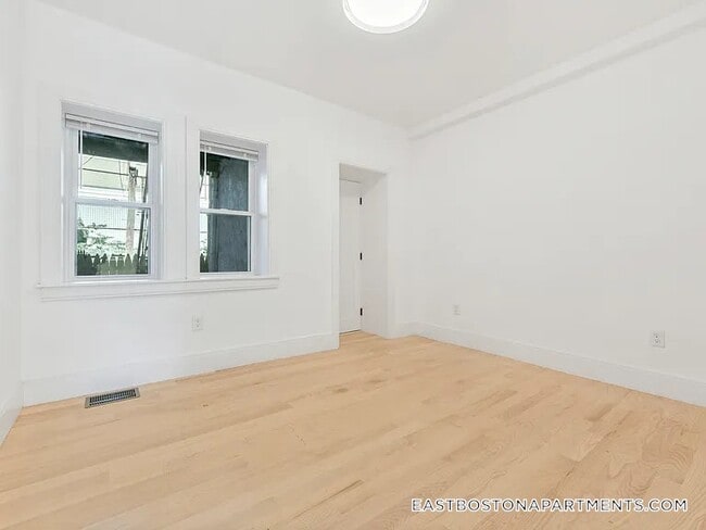 Photo - 86 Chelsea St Unit 1