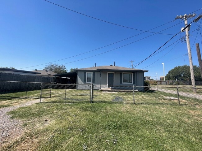 Building Photo - 2 Bed Moore