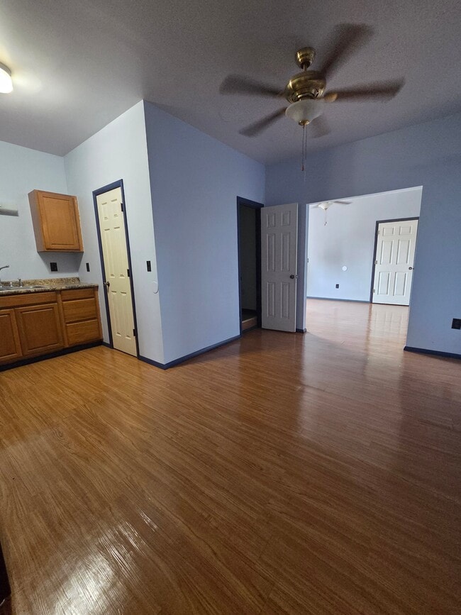 Photo - 113 E Central Ave Unit Apt 1