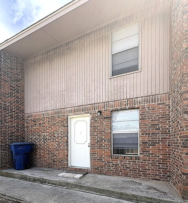 Photo - 402 S 2nd St Unit B