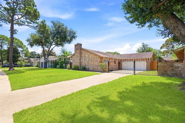 Photo - 6215 Autumn Arbor Dr