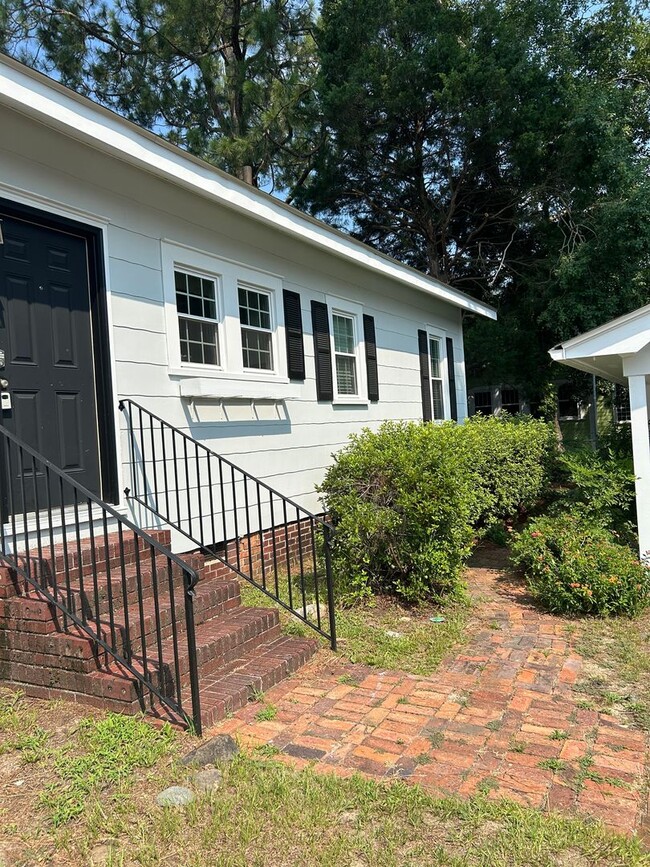 Photo - CHARMER LOCATED IN THE HEART OF DOWNTOWN CONWAY