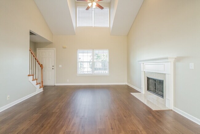 Photo - 2006 Zion Ln