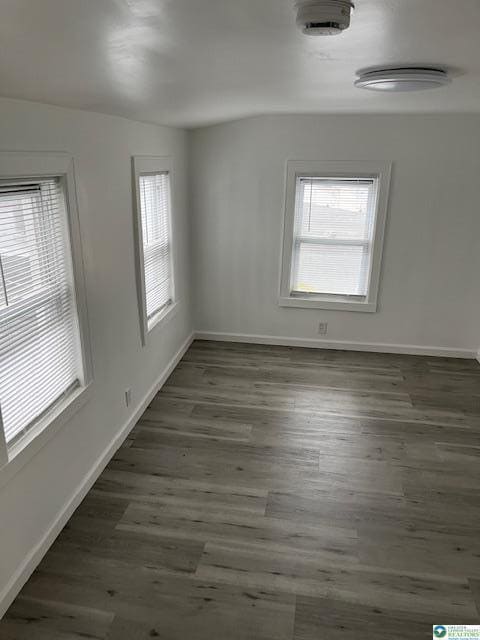 Photo - 220 Cattell St