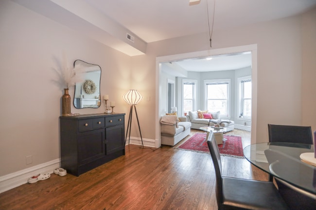 Photo - 1315 W Eddy St Unit 1