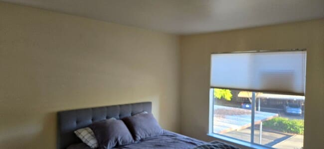 Photo - Spacious 1 bedroom condo in gated community!