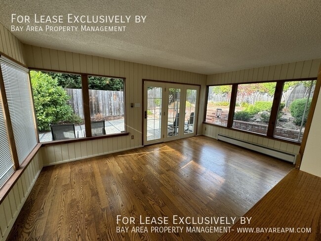 Photo - 782 Berkshire Dr