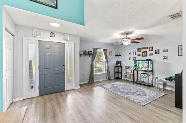 Photo - 3861 SW Chaffin St