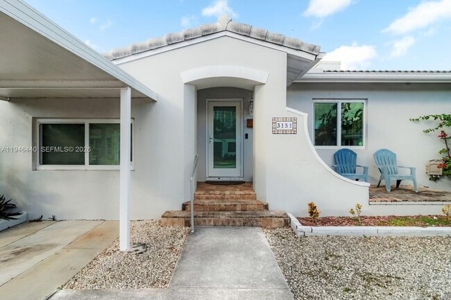 Building Photo - 3151 SW 20th St