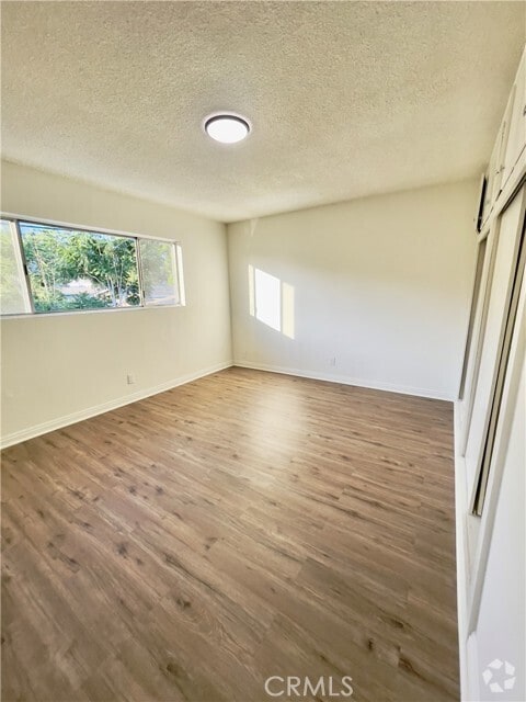 Building Photo - 525 E Olive Ave Unit G Rental