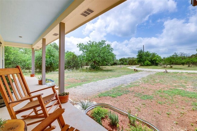 Photo - 109 Rimrock Ln
