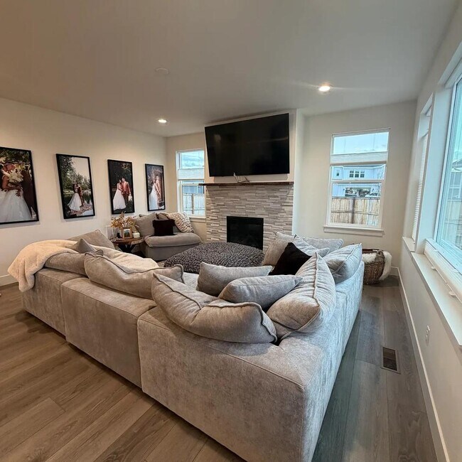 Photo - 1511 Belle Starr Dr